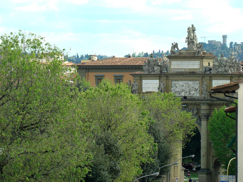 B&B Soggiorno Ponte Rosso Firenze Bagian luar foto